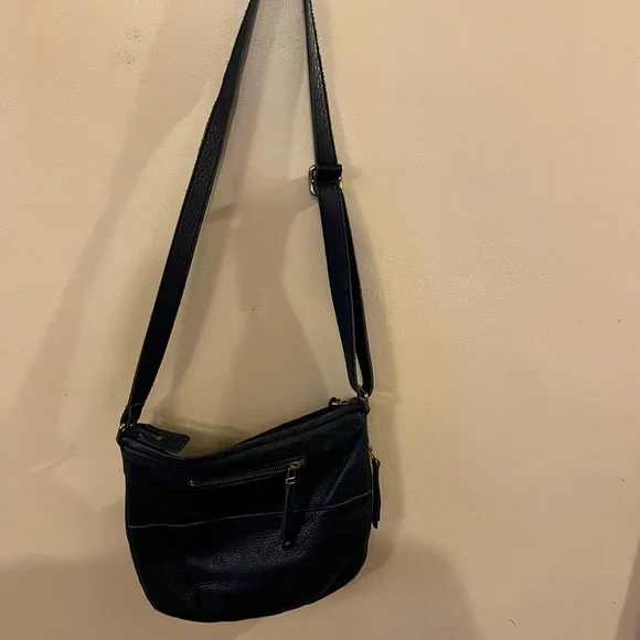 Navy Blue Roots Purse - Picture 4 of 12